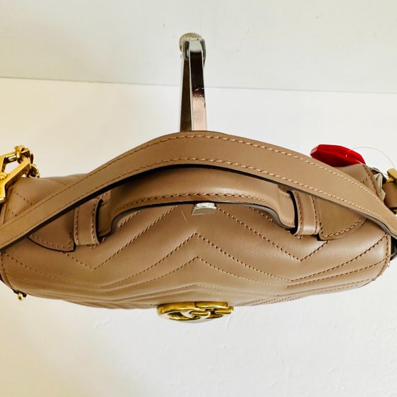 NWOT AUTH GUCCI GG MARMONT SMALL TOP HANDLE SATCHEL SHOULDER BAG 498110.204991 - Picture 5 of 14